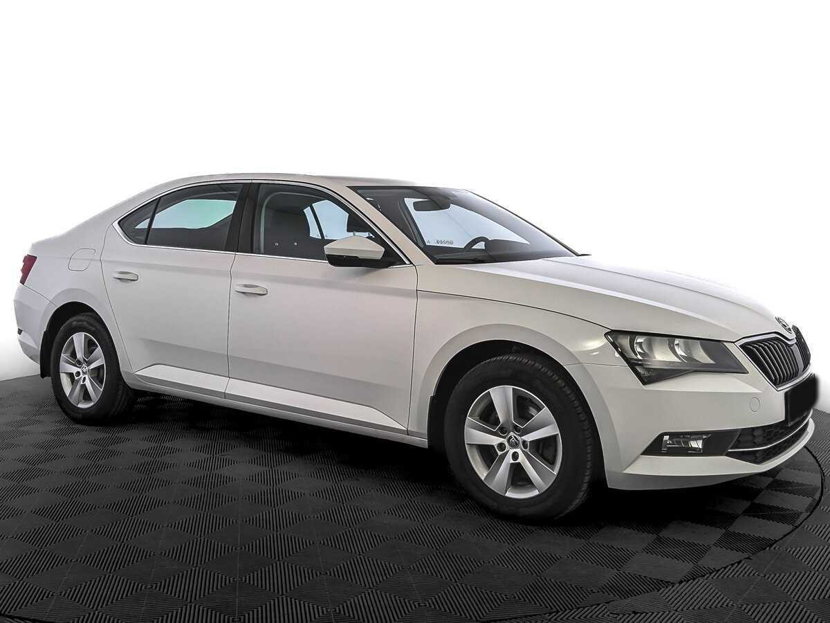 Купить Skoda Superb, 2017, 119 223 км, фото №3