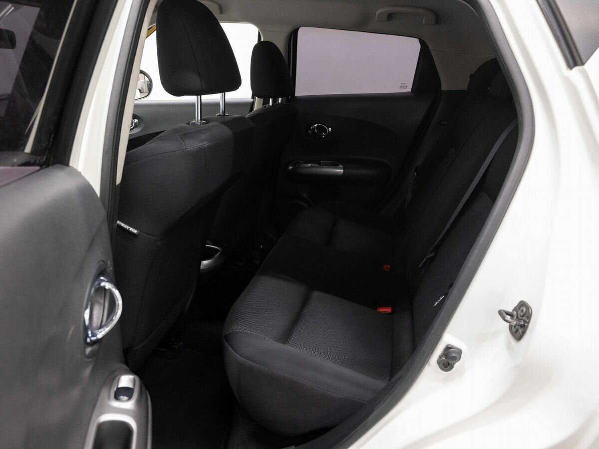 Купить Nissan Juke, 2012, 243 000 км, фото №11