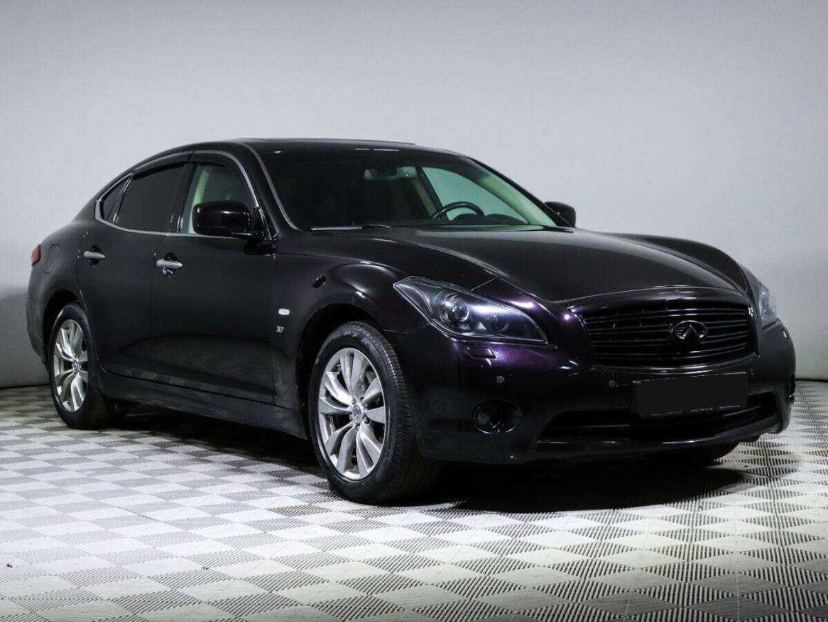 Купить Infiniti Q70, 2014, 115 637 км, фото №3