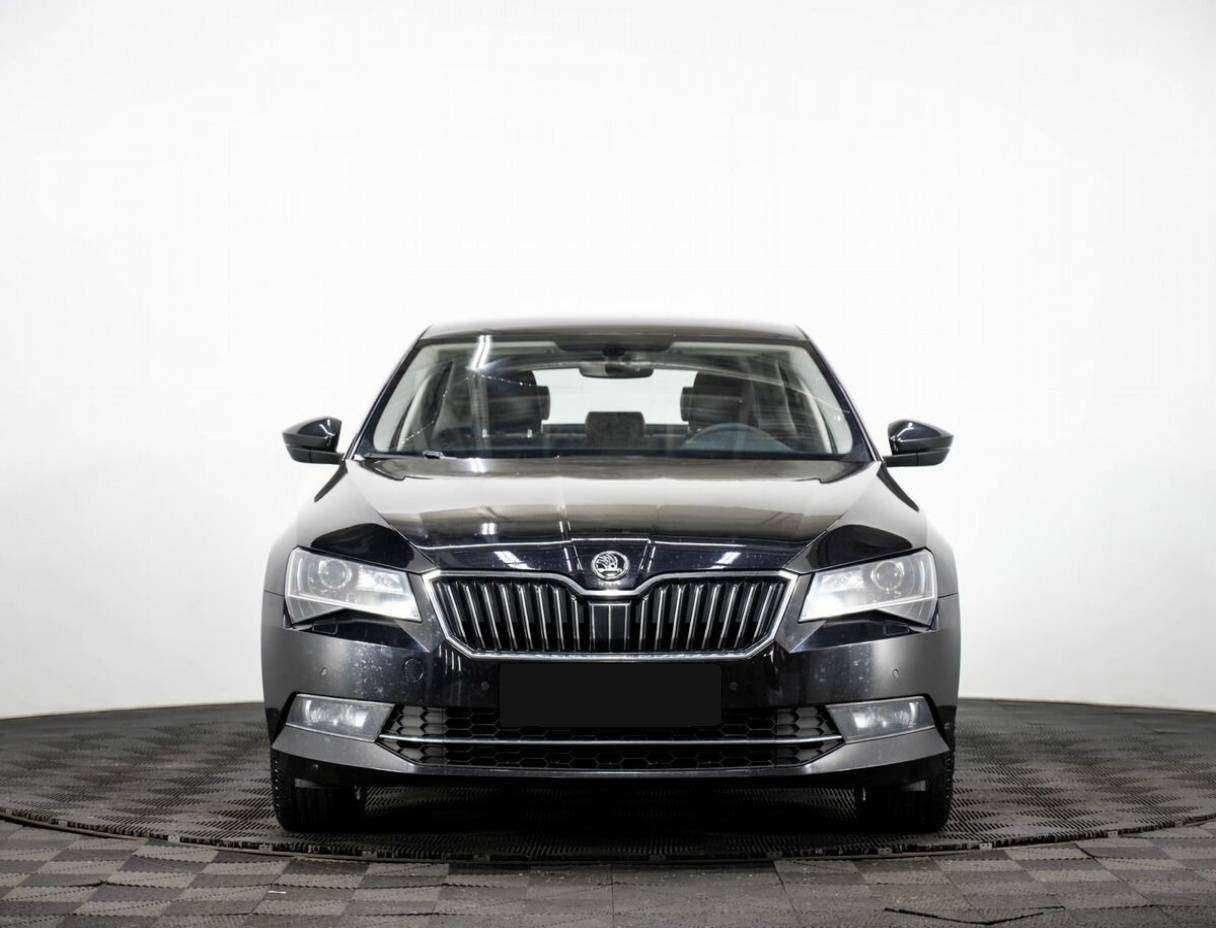 Купить Skoda Superb, 2017, 142 000 км, фото №2