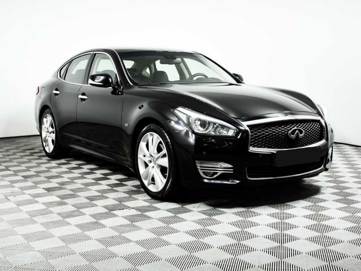 Купить Infiniti Q70, 2016, 300 524 км, фото №3