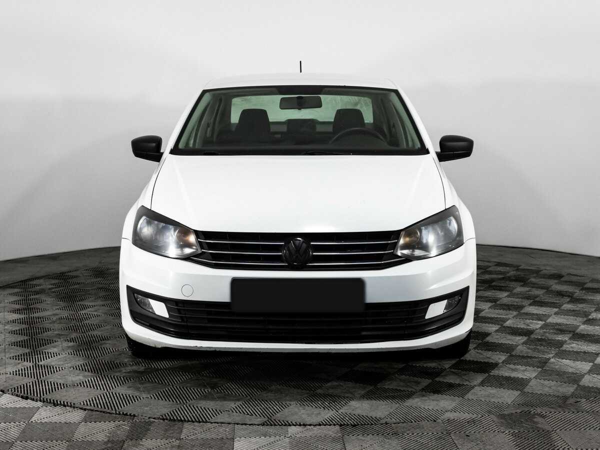 Купить Volkswagen Polo, 2018, 179 000 км, фото №2