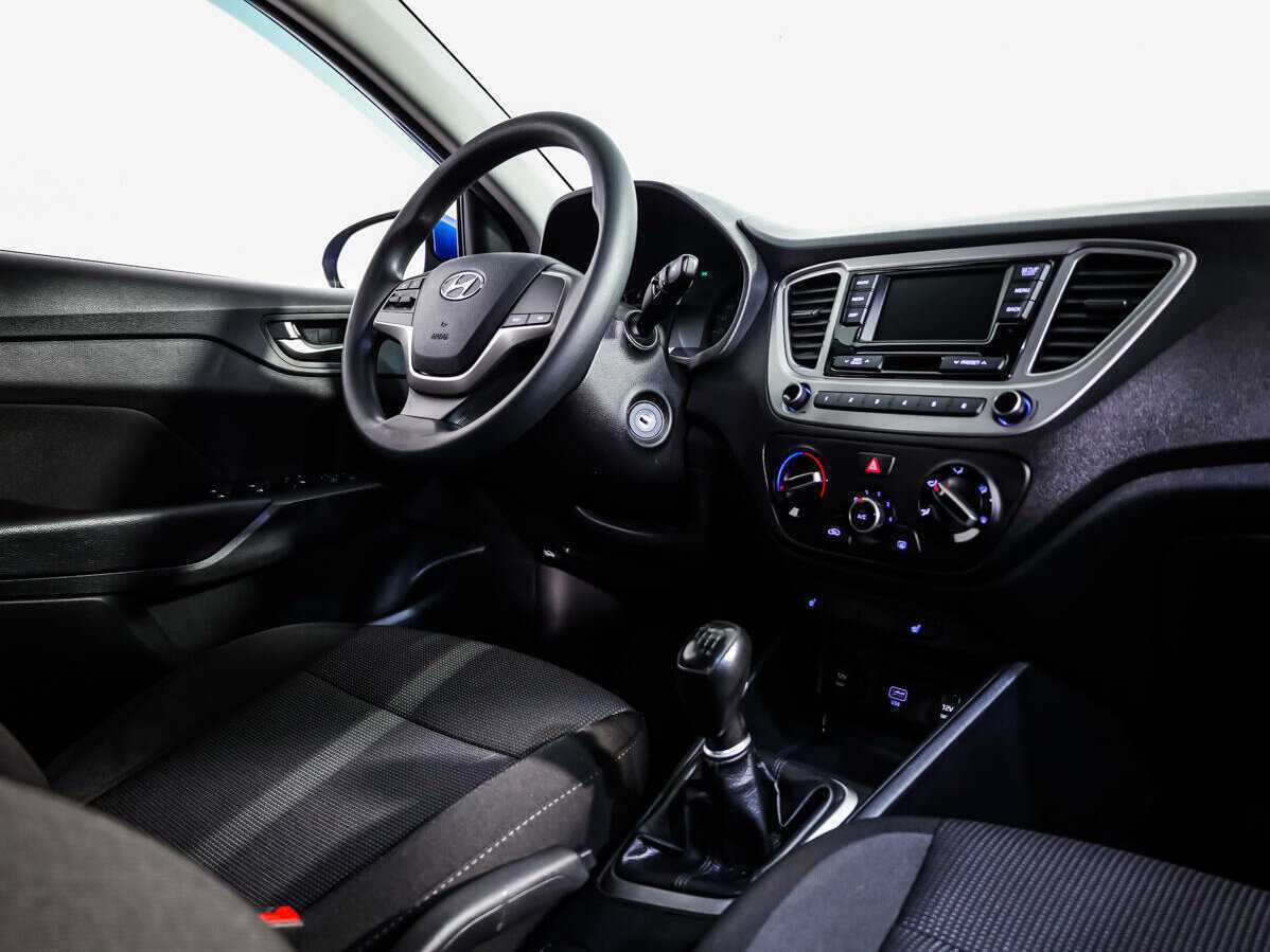 Купить Hyundai Solaris, 2019, 211 326 км, фото №8