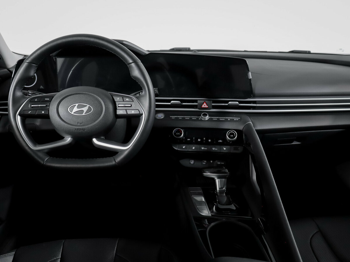 Купить Hyundai Elantra VII (CN7) Рестайлинг, 2024, 9 266 км, фото №10