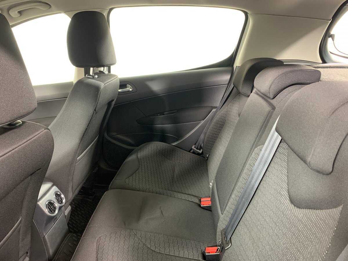 Купить Peugeot 308, 2012, 144 672 км, фото №20