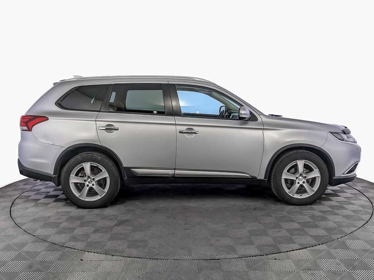 Купить Mitsubishi Outlander, 2017, 228 089 км, фото №4