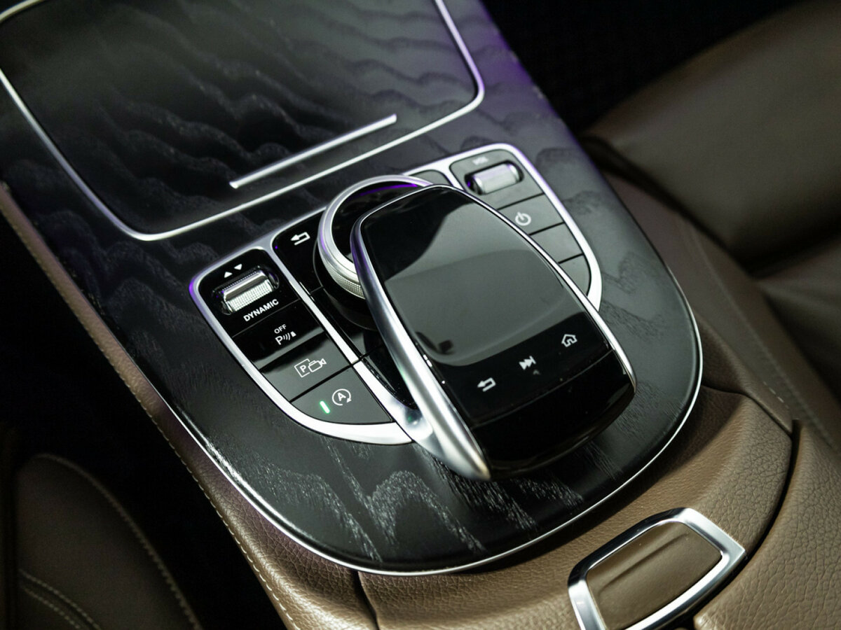 Купить Mercedes-Benz E-Класс 200 d V (W213, S213, C238), 2019, 123 769 км, фото №19