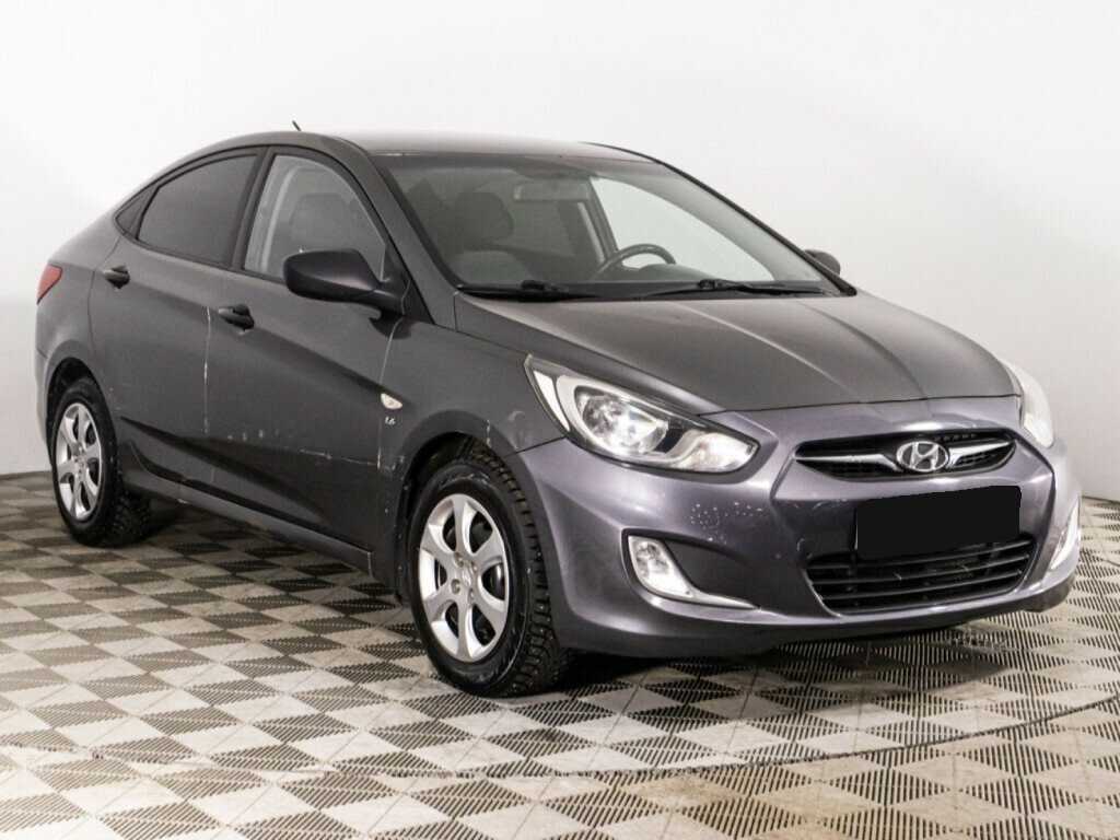 Купить Hyundai Solaris, 2013, 188 971 км, фото №3