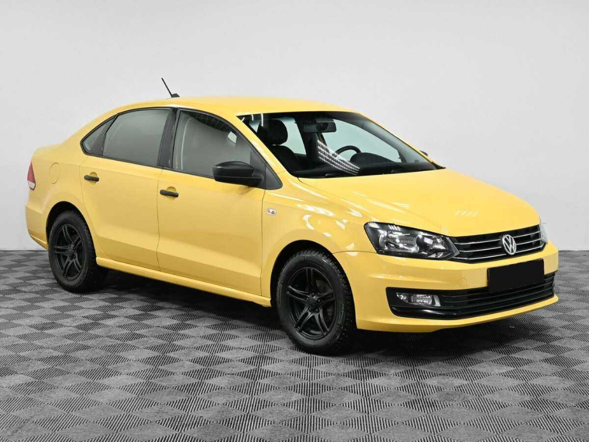 Купить Volkswagen Polo, 2017, 114 000 км, фото №3