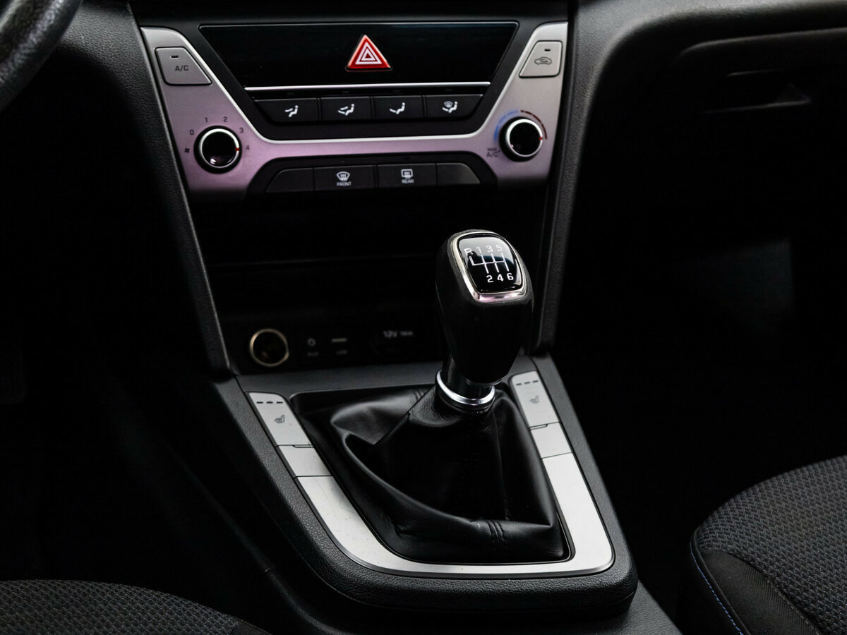 Купить Hyundai Elantra VI (AD), 2016, 207 673 км, фото №10