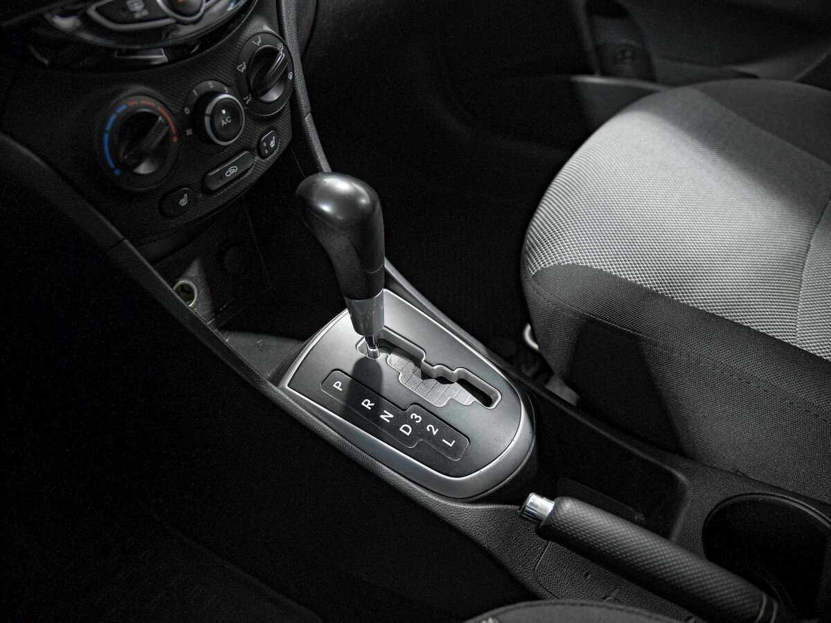 Купить Hyundai Solaris, 2012, 227 166 км, фото №9