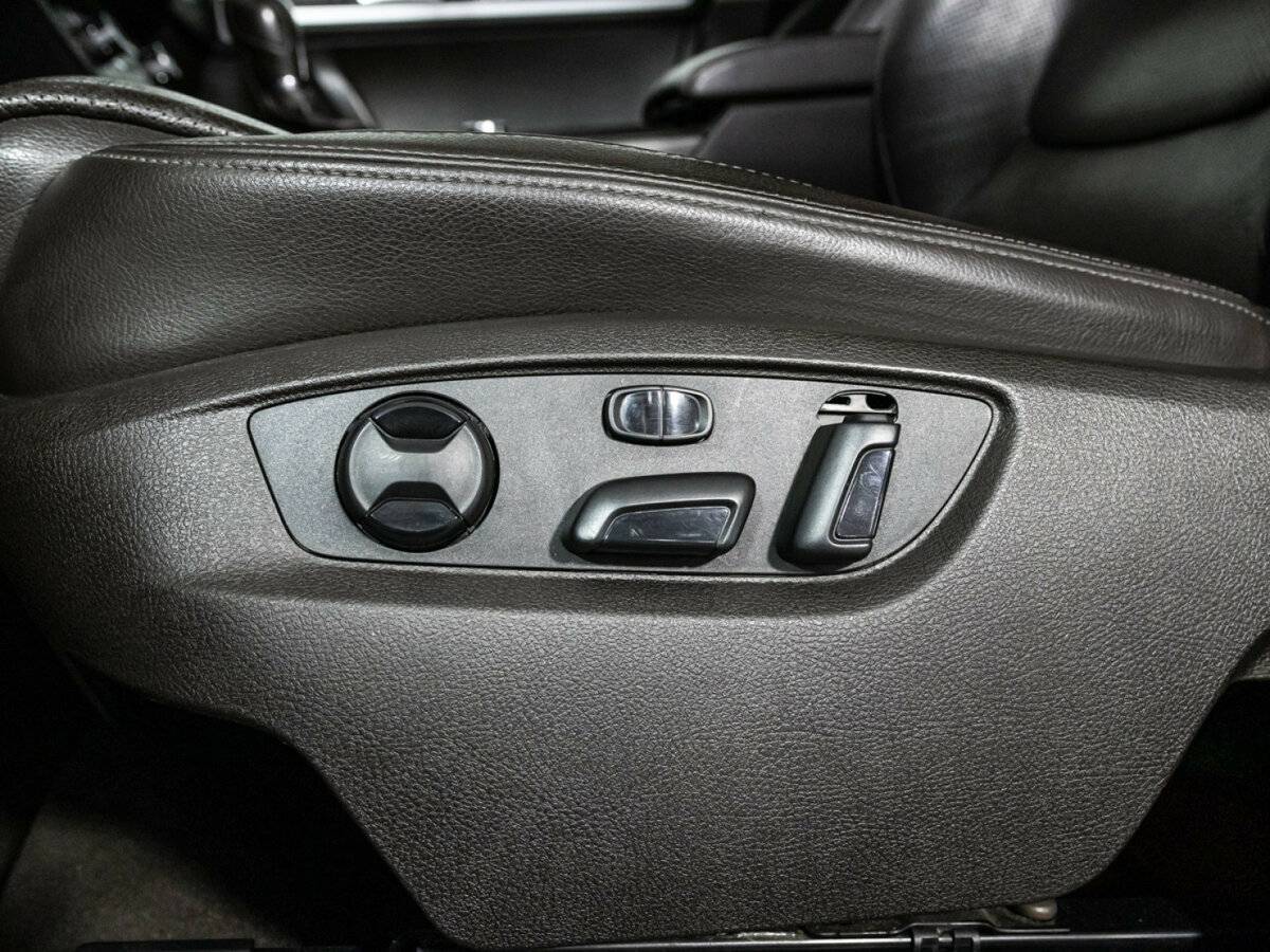 Купить Volkswagen Touareg, 2013, 198 000 км, фото №17