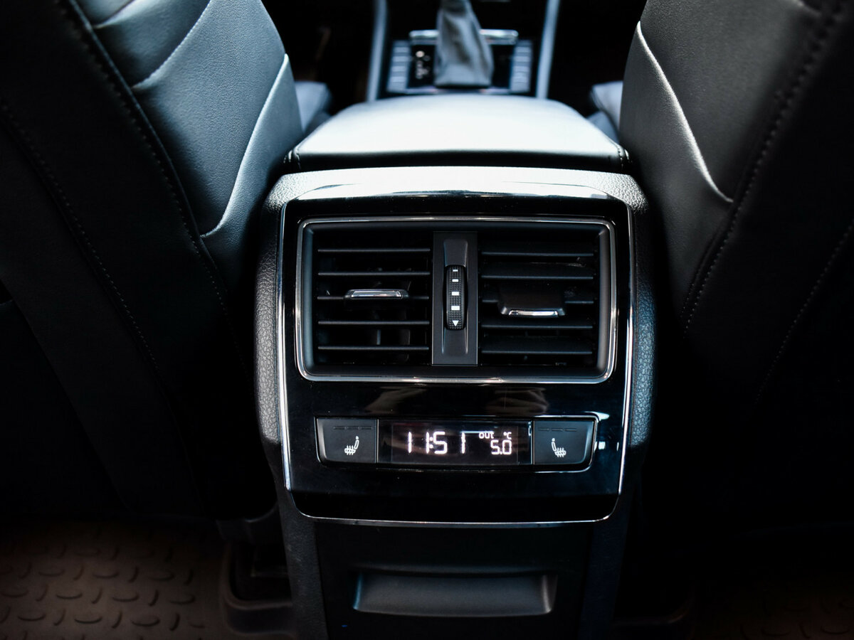 Купить Skoda Superb III, 2018, 156 585 км, фото №16