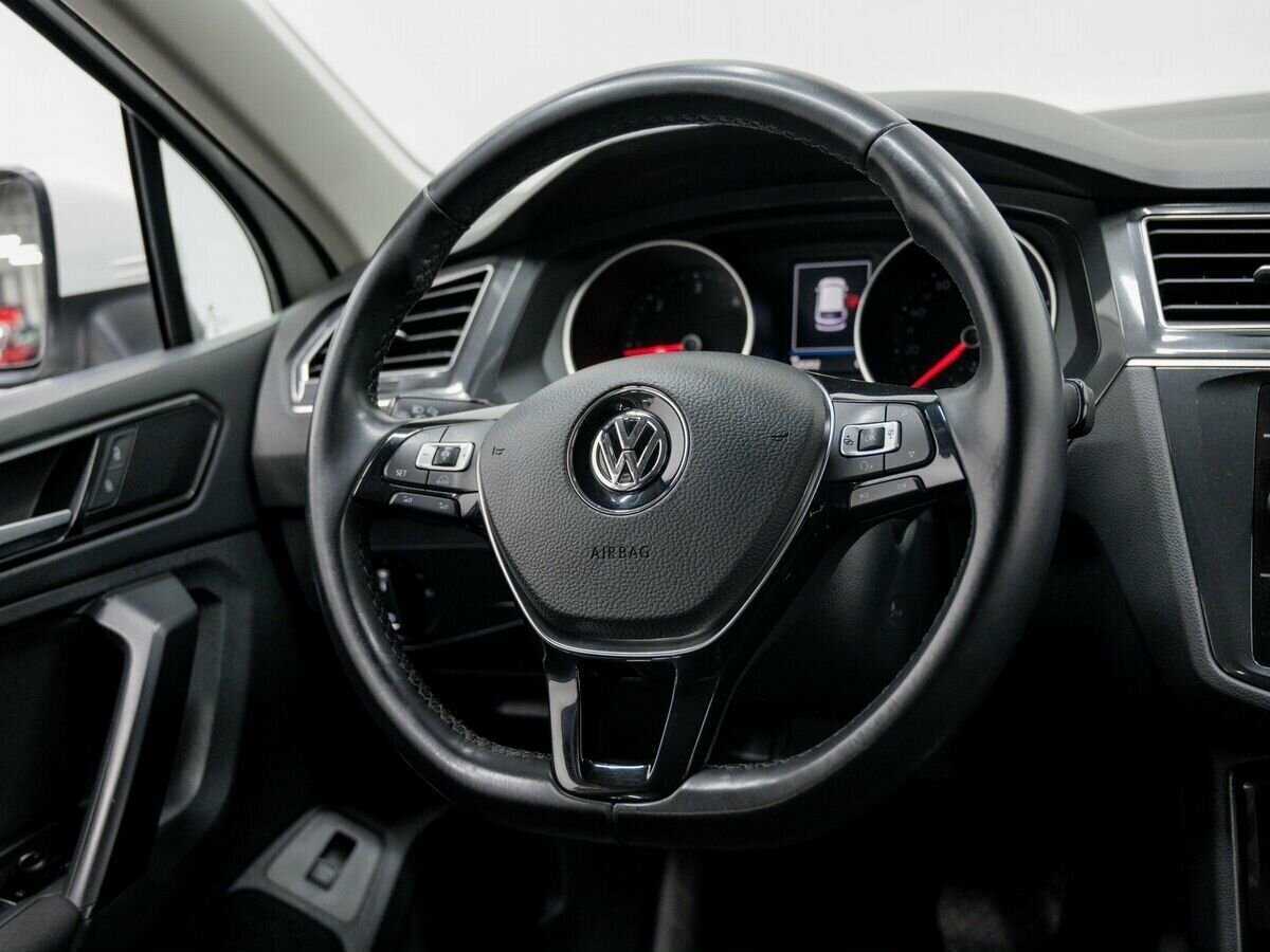 Купить Volkswagen Tiguan, 2018, 120 199 км, фото №12
