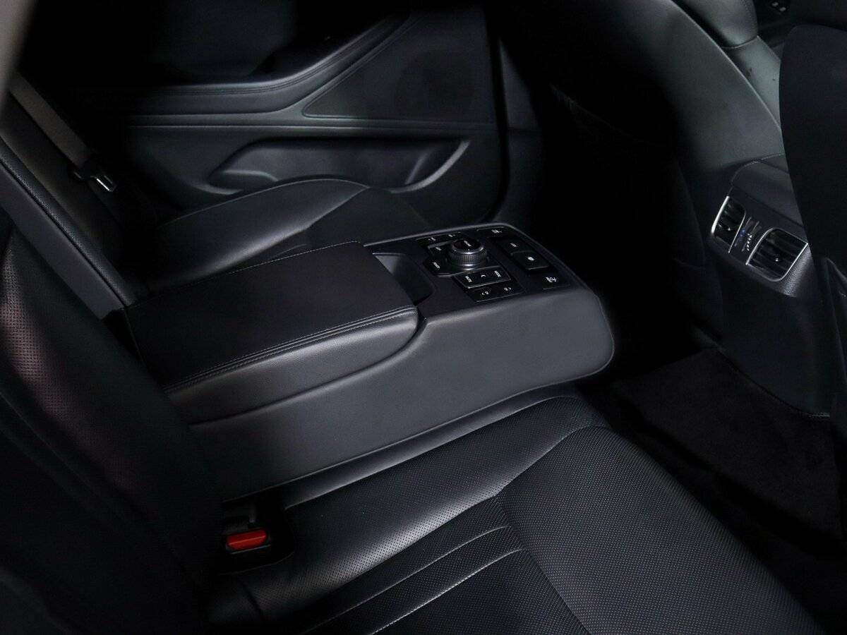 Купить Hyundai Genesis II, 2016, 92 851 км, фото №13