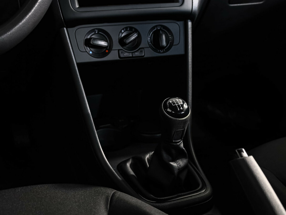 Купить Volkswagen Polo V Рестайлинг, 2018, 102 434 км, фото №9