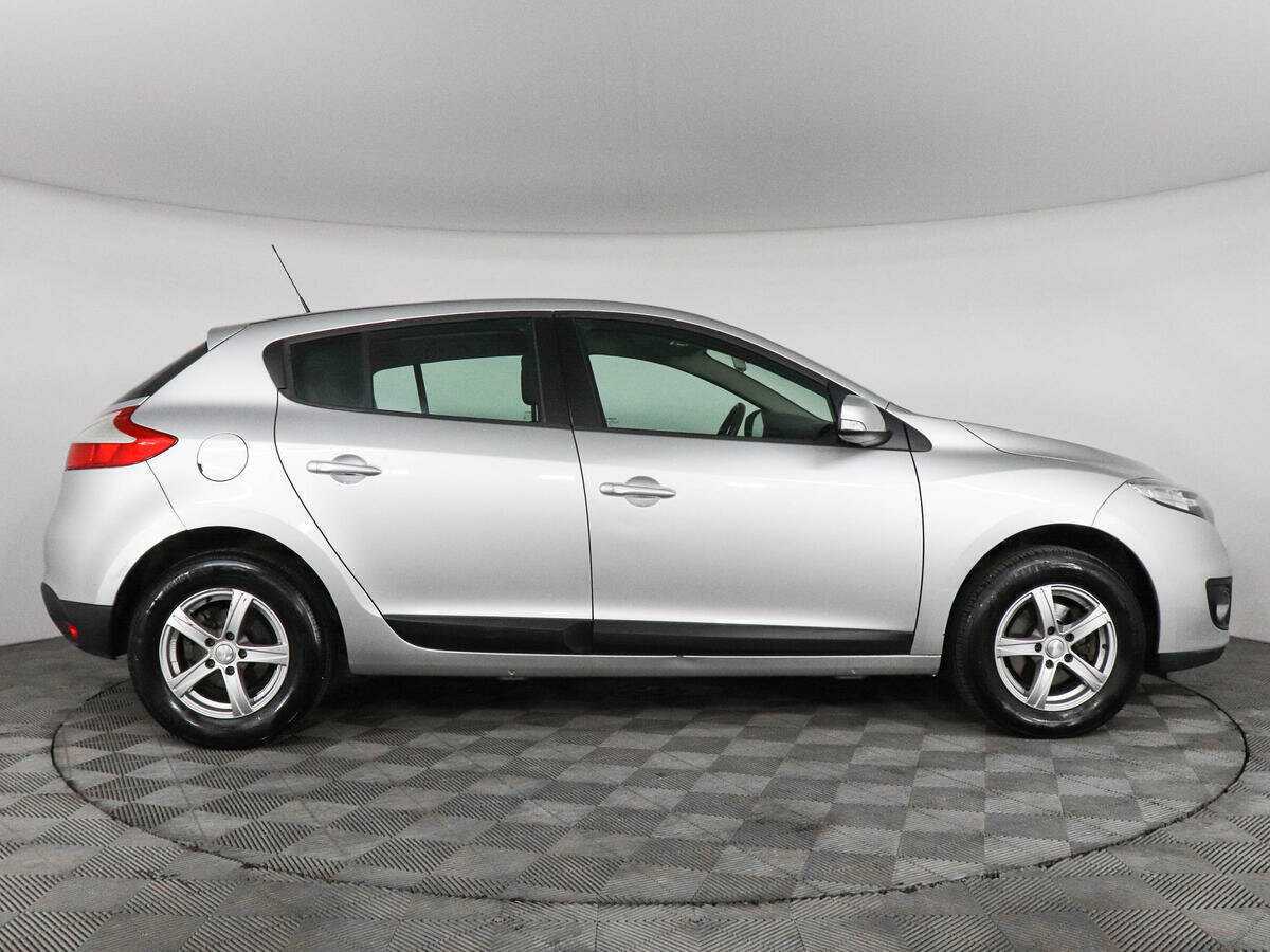 Купить Renault Megane, 2012, 169 822 км, фото №4