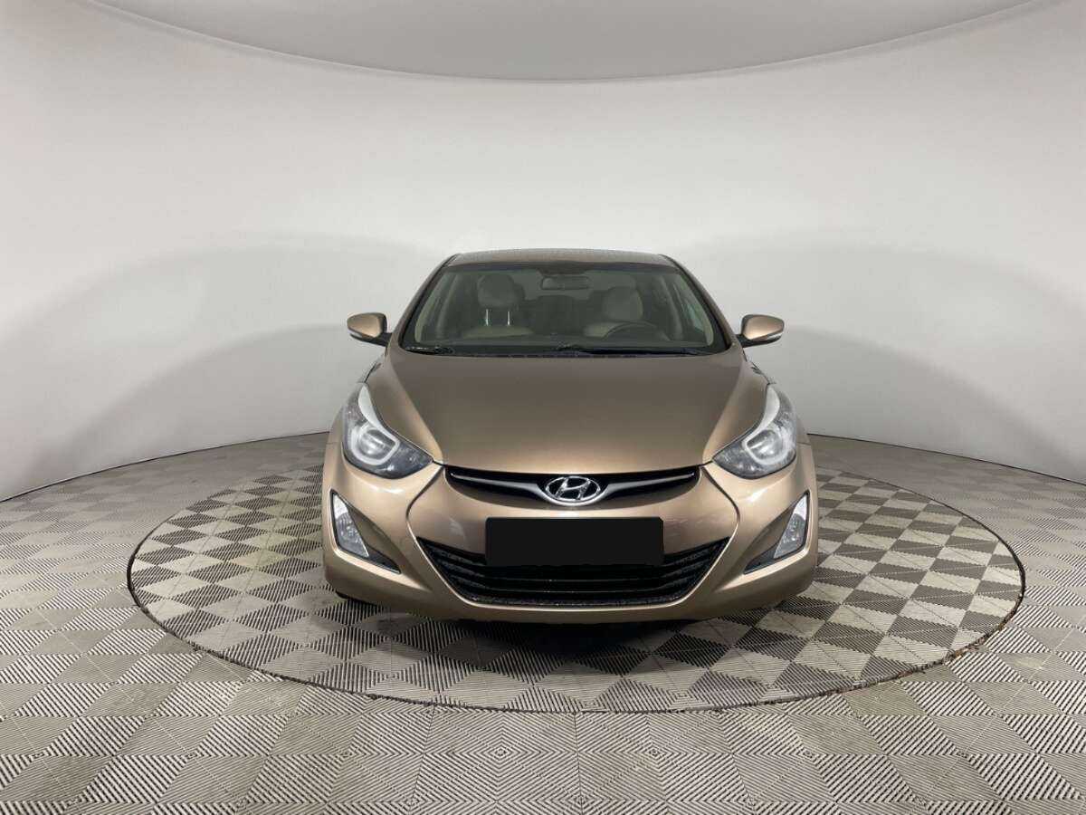 Купить Hyundai Elantra, 2014, 241 000 км, фото №2