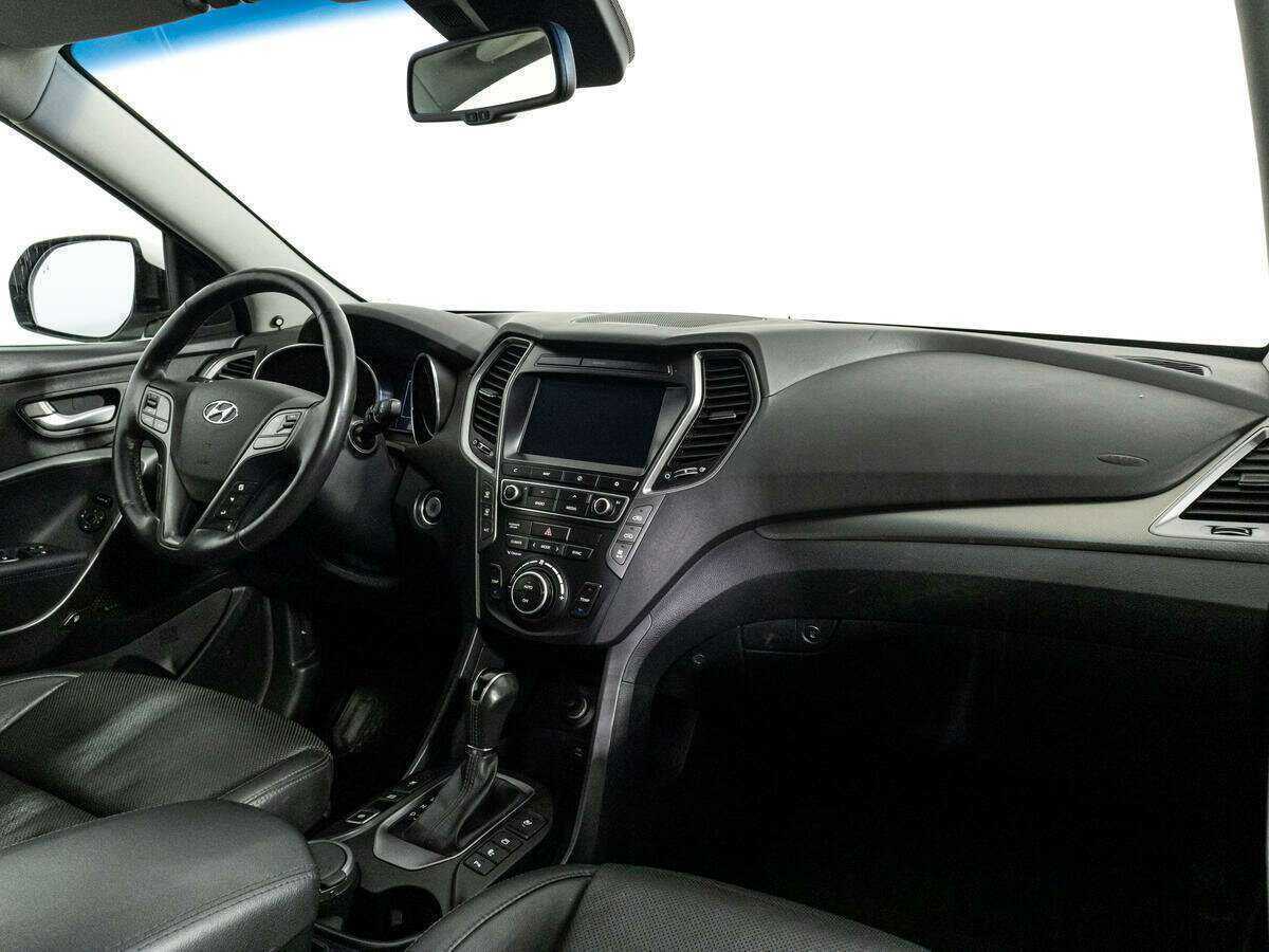 Купить Hyundai Santa Fe Grand, 2016, 145 799 км, фото №9