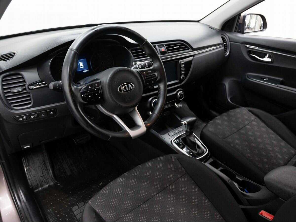 Купить Kia Rio X-Line, 2018, 145 000 км, фото №7