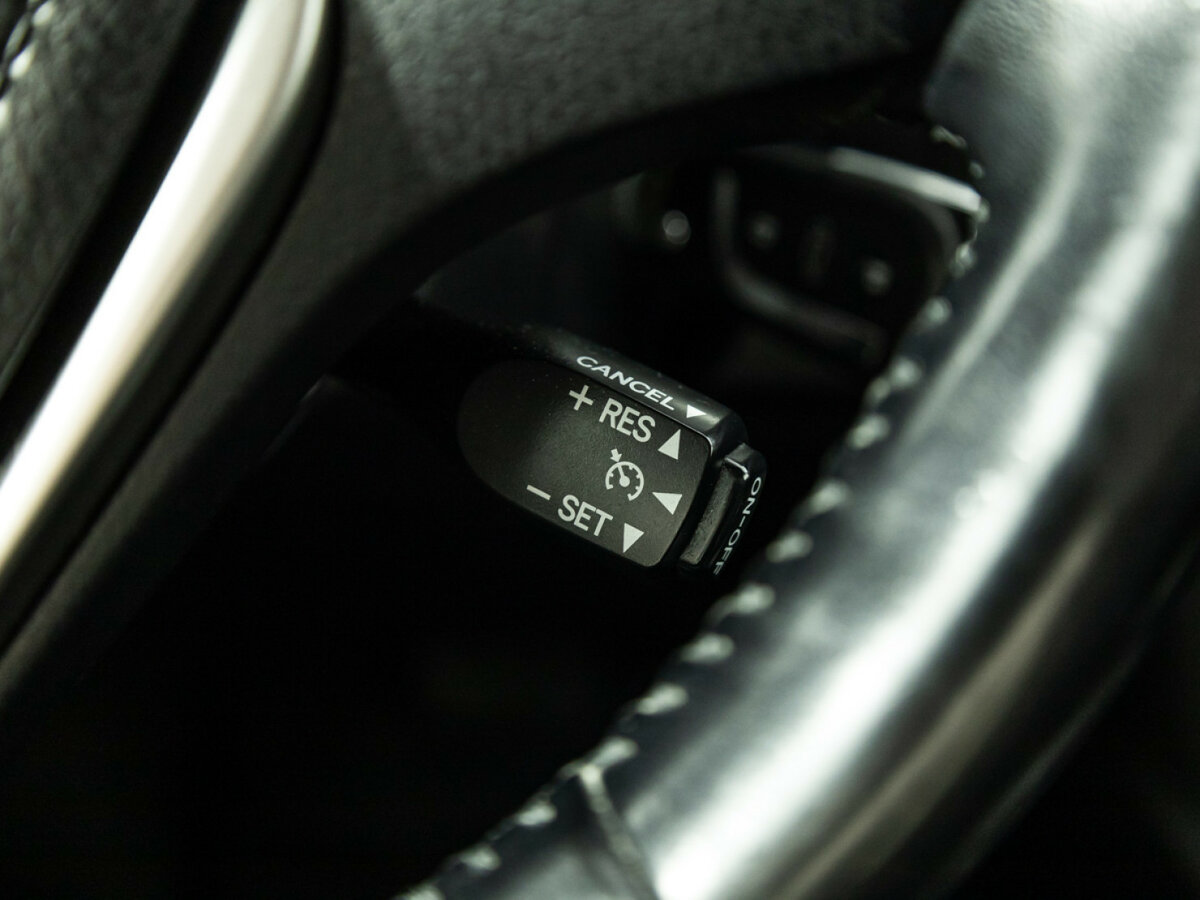 Купить Toyota RAV4 IV (XA40) Рестайлинг, 2016, 187 104 км, фото №17