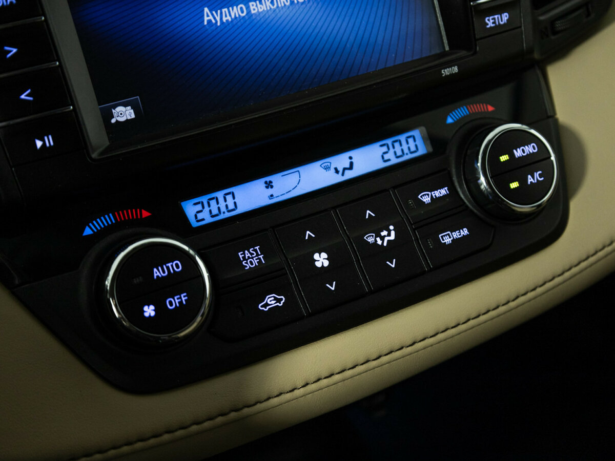 Купить Toyota RAV4 IV (XA40) Рестайлинг, 2017, 161 710 км, фото №15