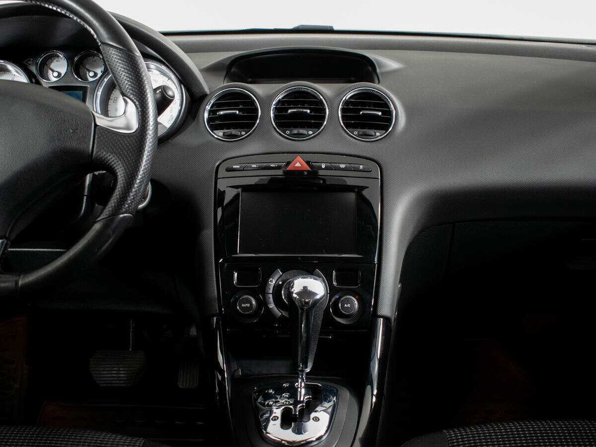 Купить Peugeot 408, 2018, 104 200 км, фото №9