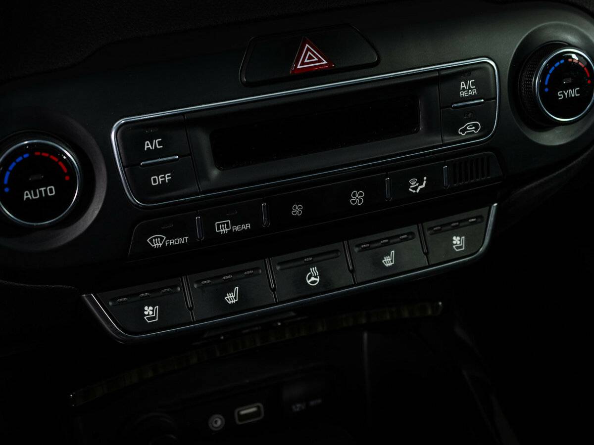 Купить Kia Sorento III Prime Рестайлинг, 2018, 142 749 км, фото №16