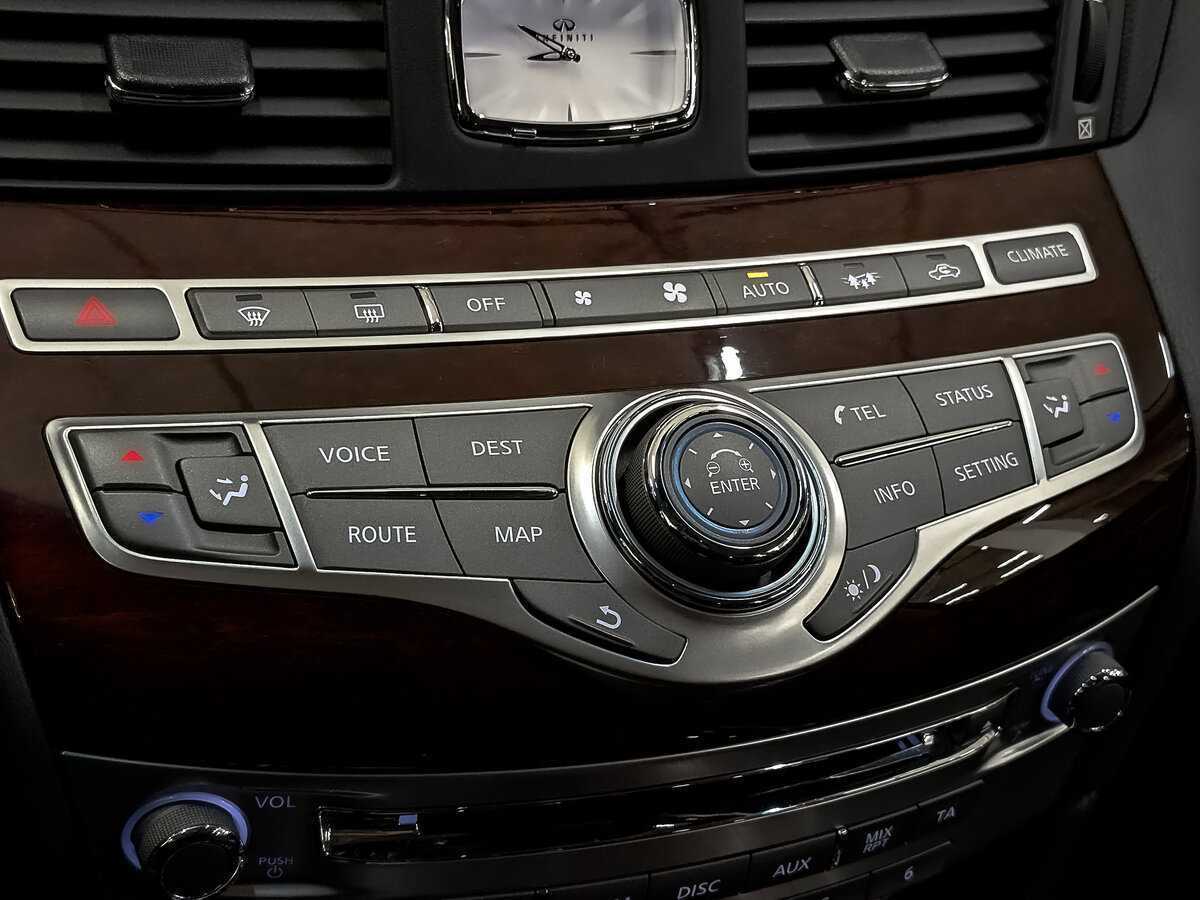Купить Infiniti Q70, 2016, 88 021 км, фото №21