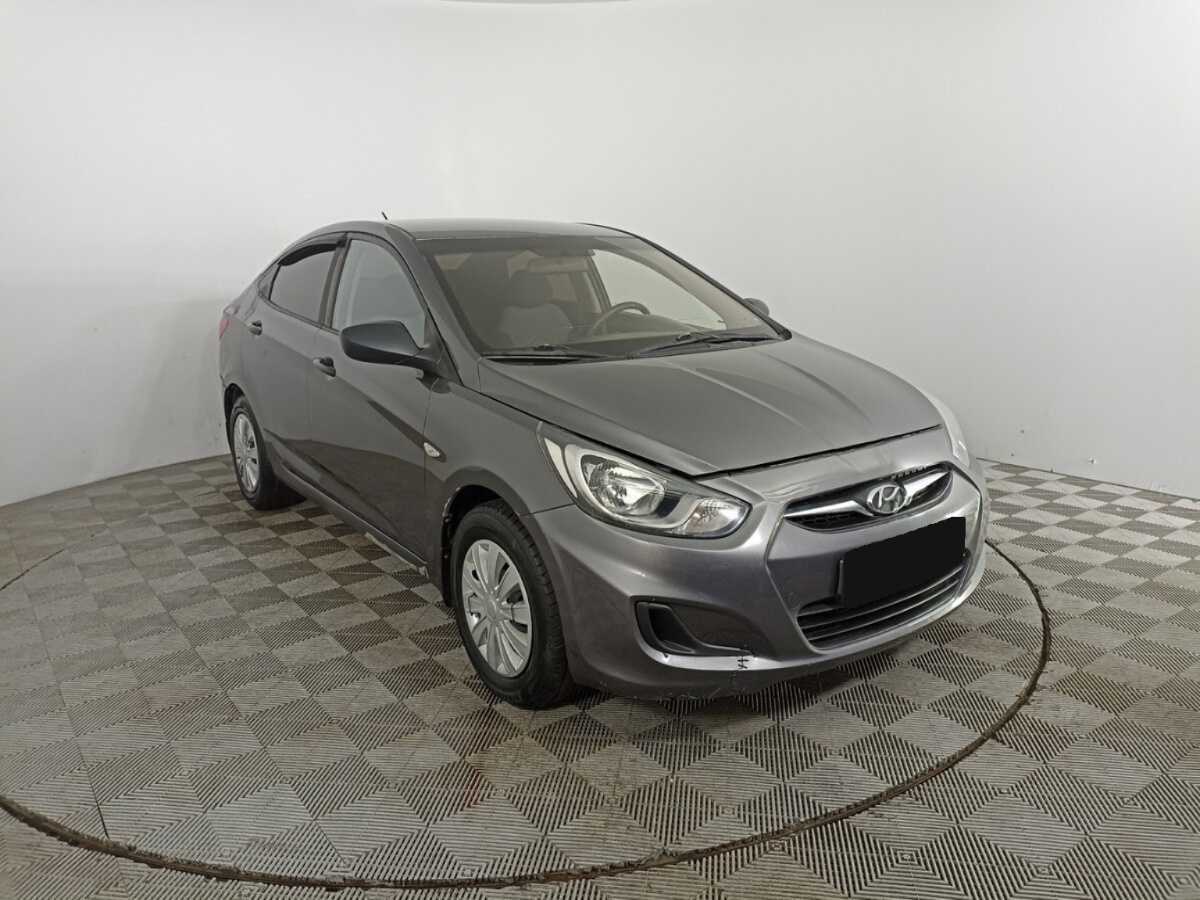 Купить Hyundai Solaris, 2013, 223 137 км, фото №3