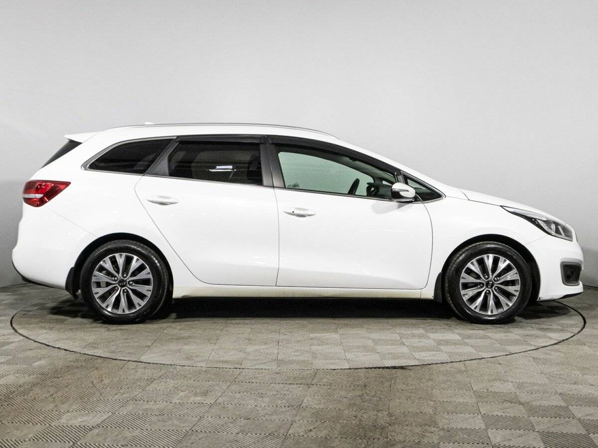 Купить Kia Ceed, 2018, 85 864 км, фото №4