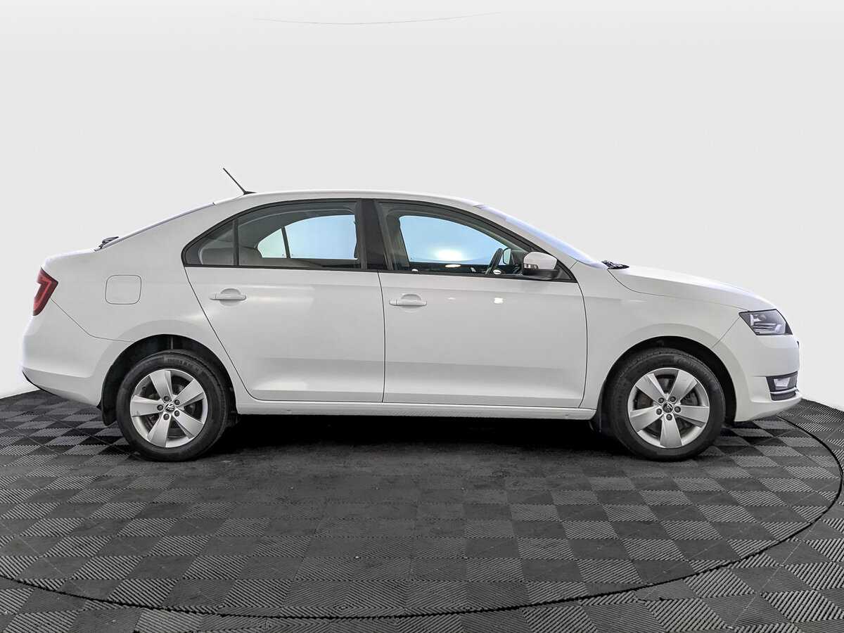 Купить Skoda Rapid, 2018, 57 987 км, фото №4