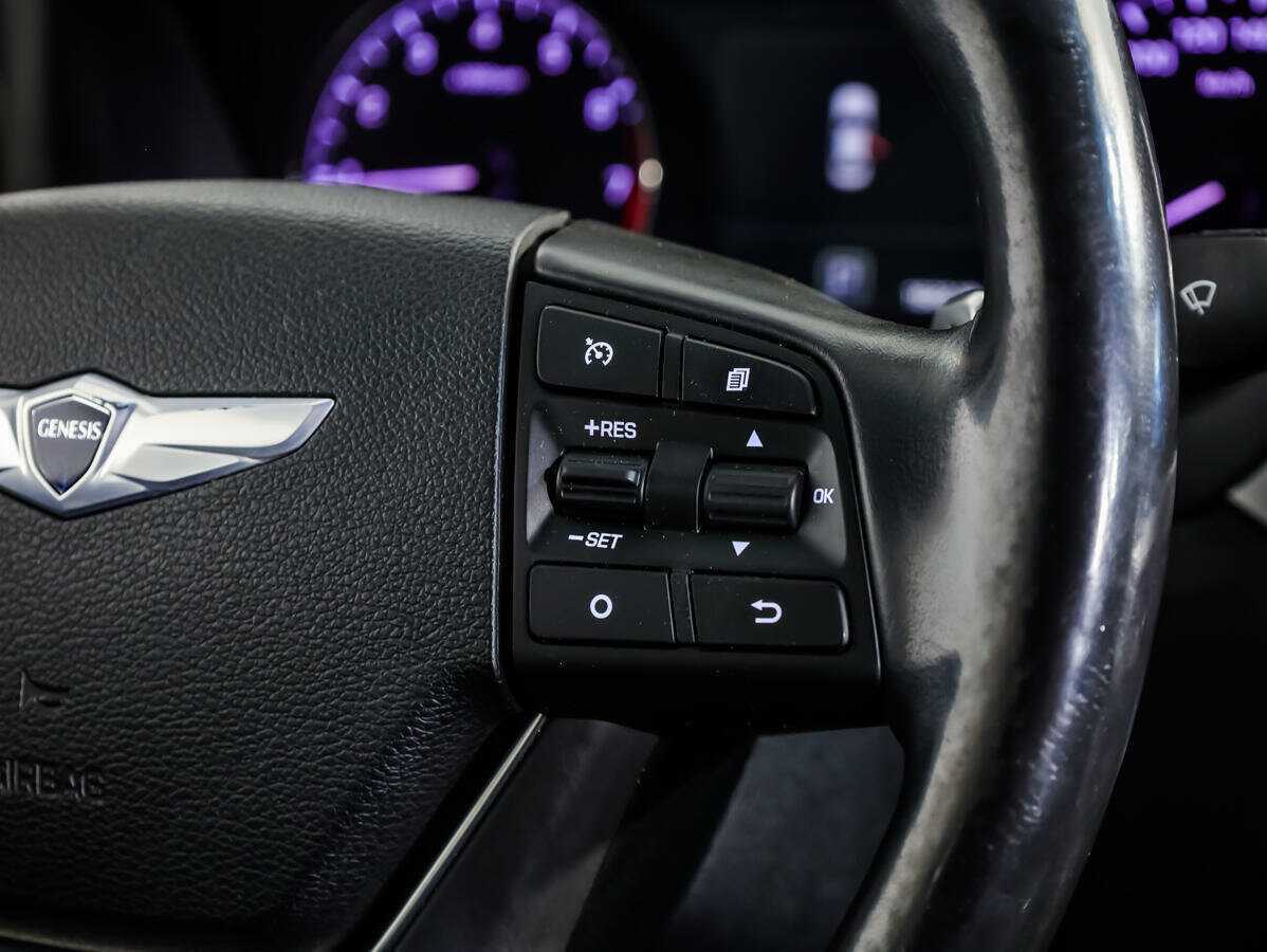 Купить Hyundai Genesis, 2014, 162 218 км, фото №11