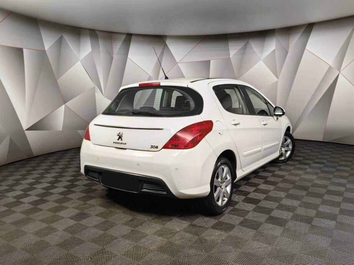 Купить Peugeot 308, 2012, 156 000 км, фото №2