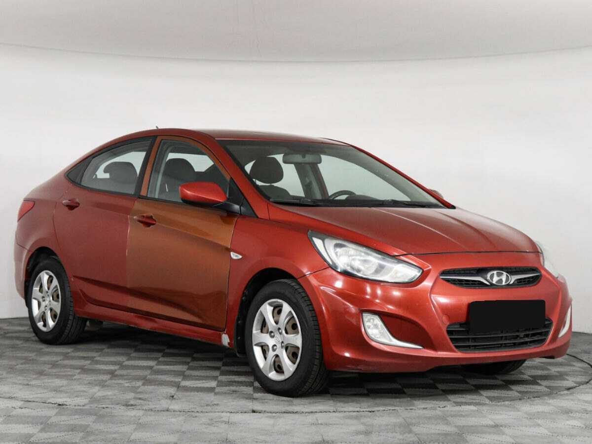 Купить Hyundai Solaris, 2012, 228 913 км, фото №2