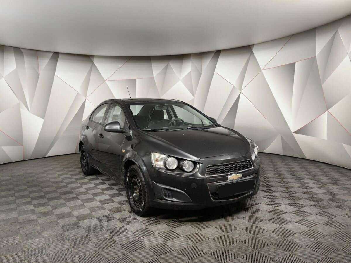 Купить Chevrolet Aveo, 2012, 120 318 км, фото №3