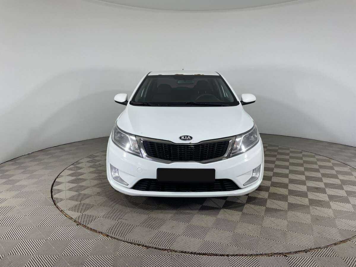Купить Kia Rio 5-speed, 2013, 204 913 км, фото №2