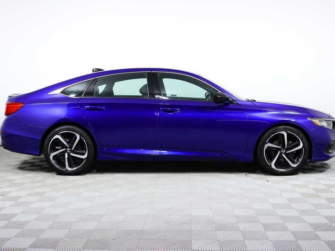 Купить Honda Accord, 2022, 24 500 км, фото №4