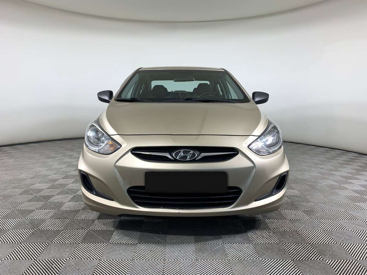 Купить Hyundai Solaris, 2012, 89 371 км, фото №2
