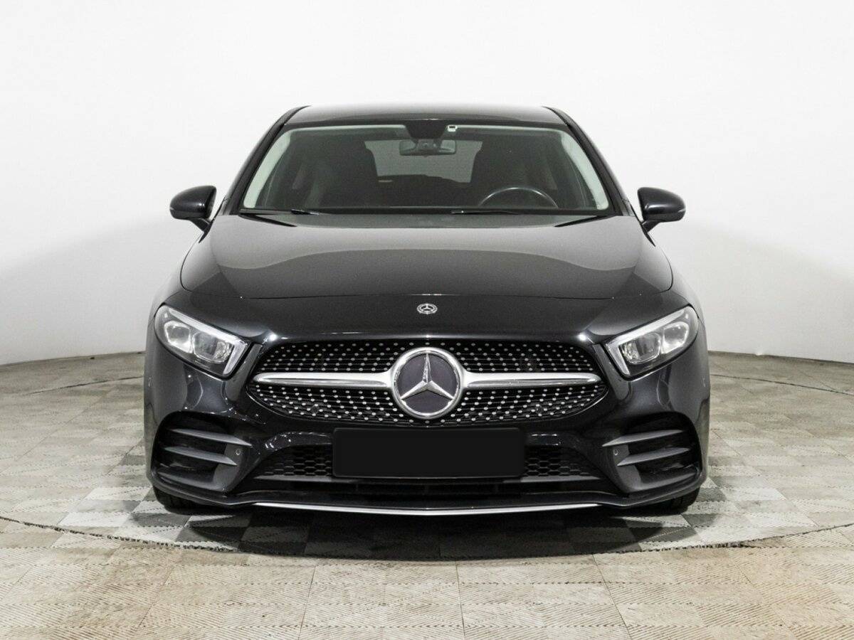 Купить Mercedes-Benz A-Класс 200, 2018, 80 053 км, фото №2