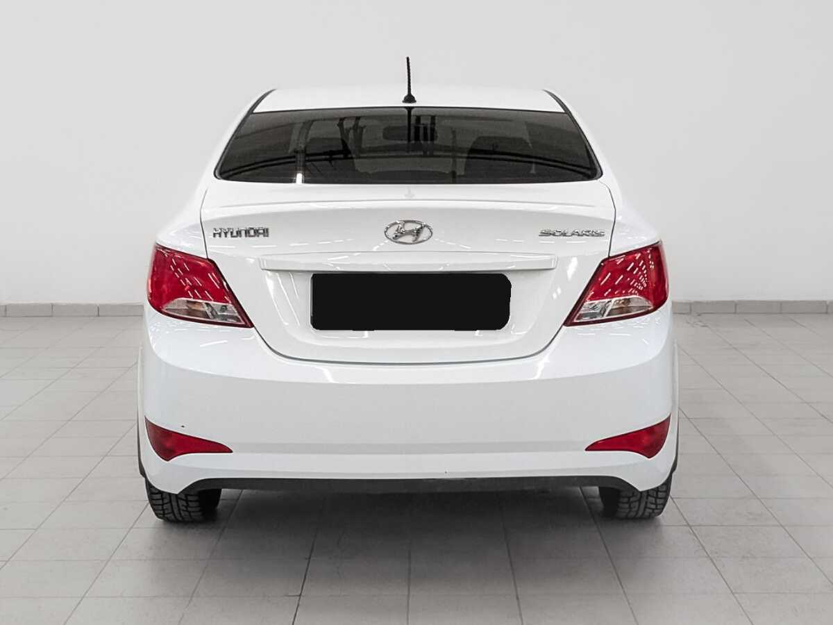 Купить Hyundai Solaris, 2015, 90 379 км, фото №6