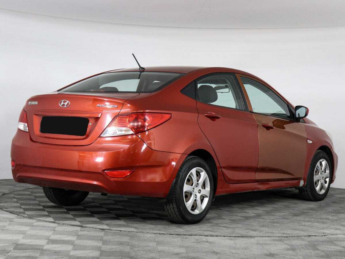 Купить Hyundai Solaris, 2012, 228 913 км, фото №3