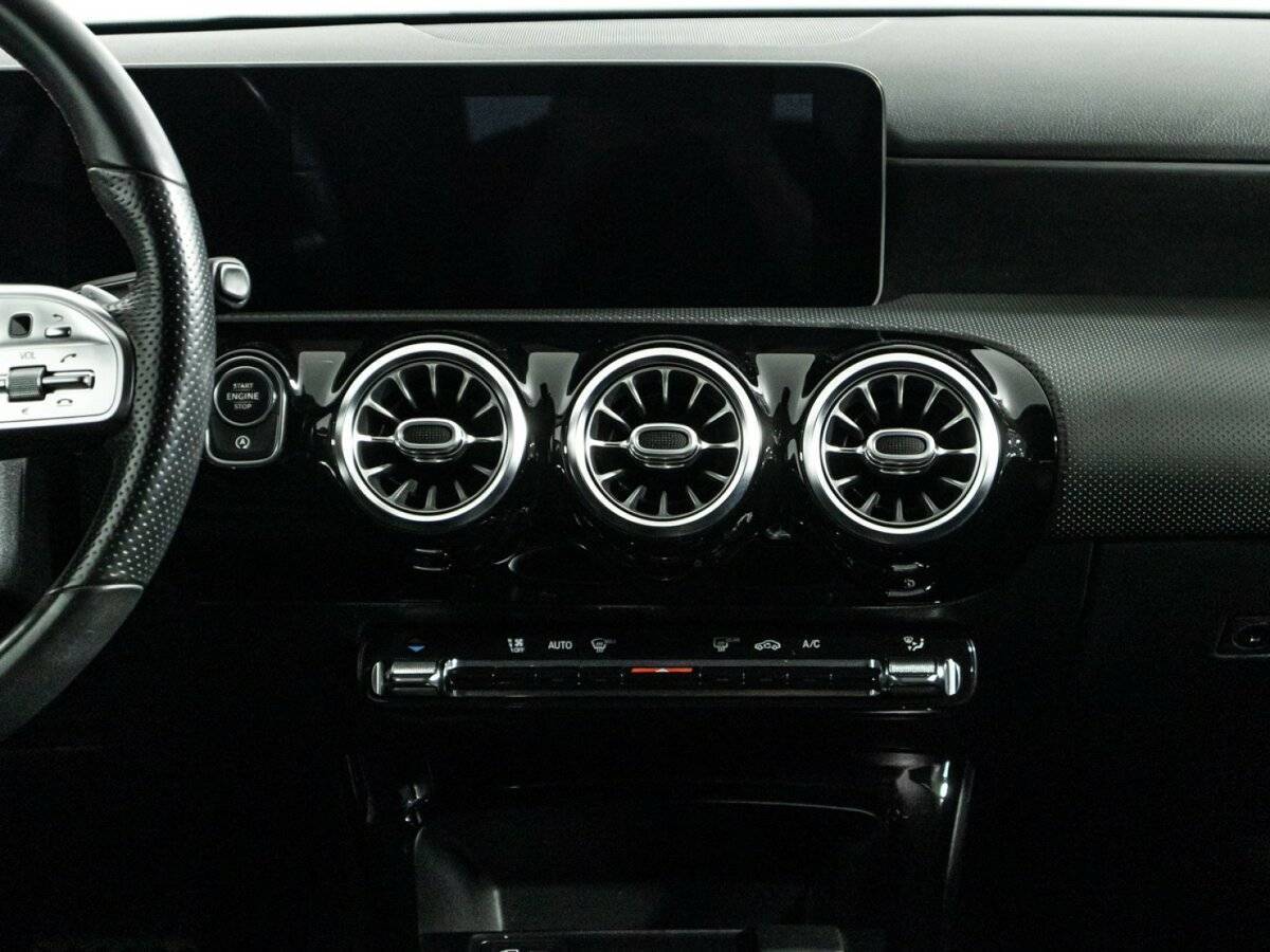 Купить Mercedes-Benz A-Класс 200, 2018, 80 053 км, фото №14