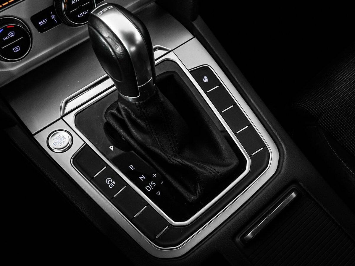 Купить Volkswagen Passat, 2018, 99 000 км, фото №18