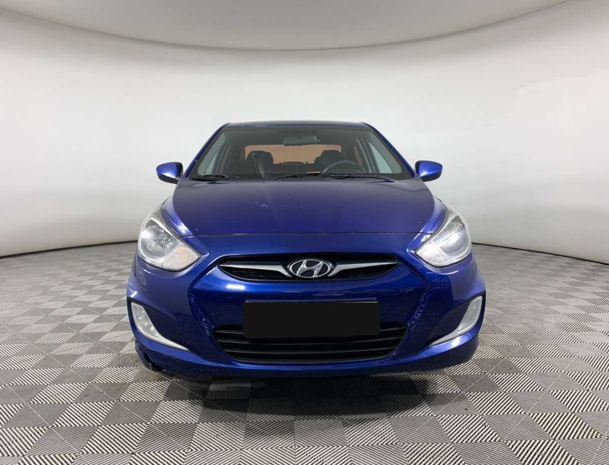 Купить Hyundai Solaris, 2013, 213 324 км, фото №2
