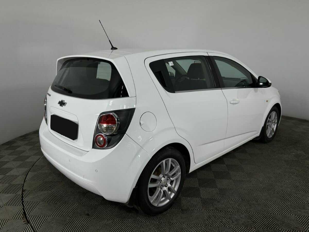Купить Chevrolet Aveo, 2014, 193 555 км, фото №5