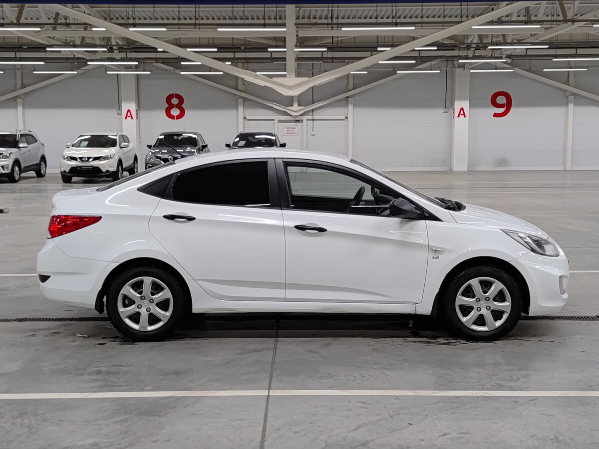 Купить Hyundai Solaris I, 2013, 231 294 км, фото №4