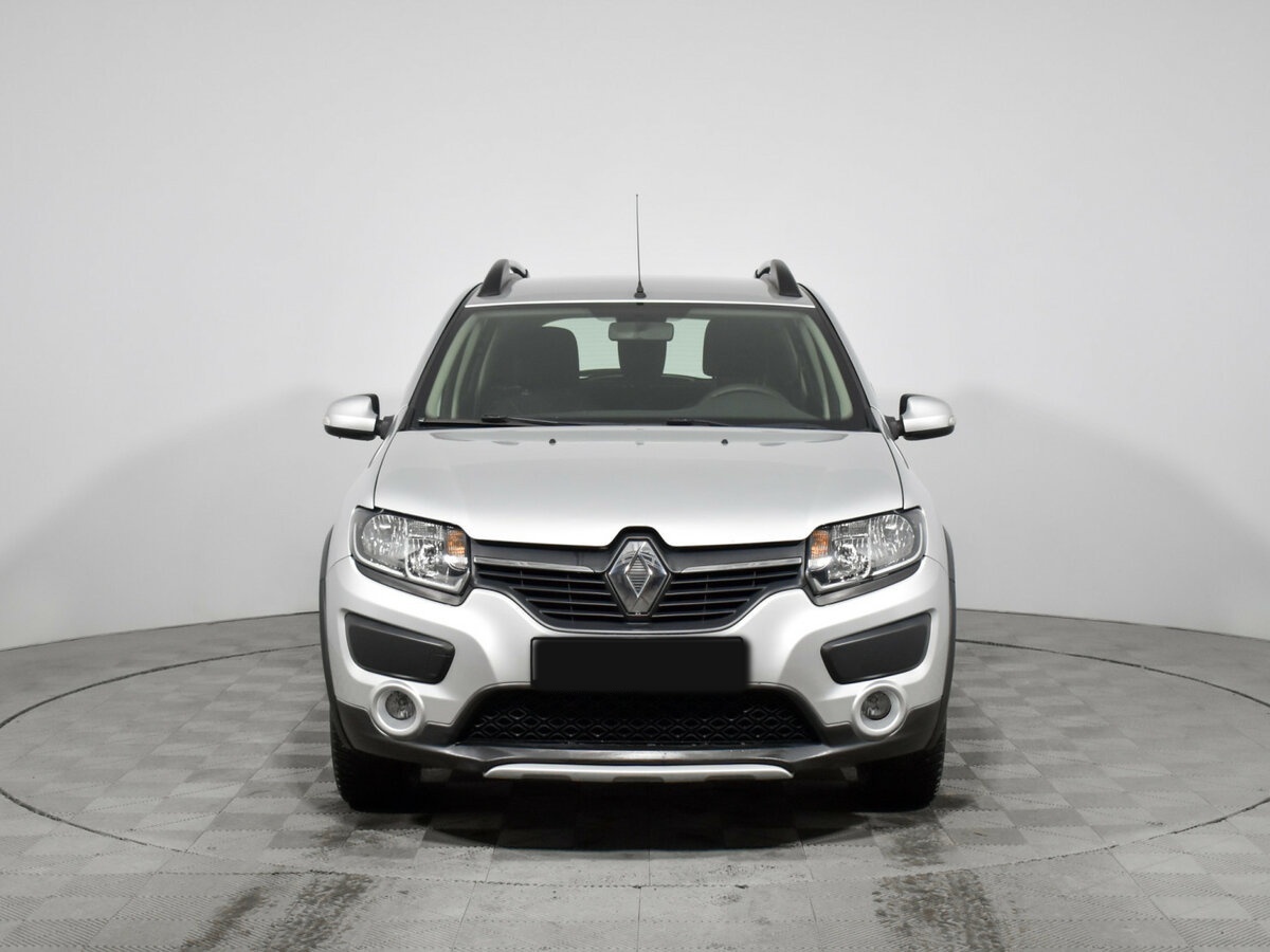 Купить Renault Sandero Stepway II, 2016, 140 000 км, фото №2