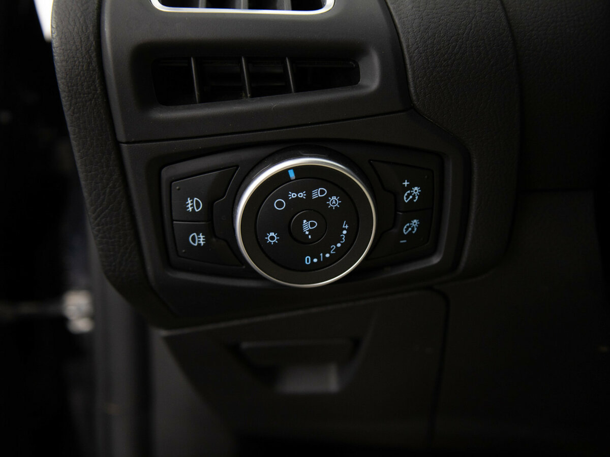 Купить Ford Focus III Рестайлинг, 2016, 106 993 км, фото №17