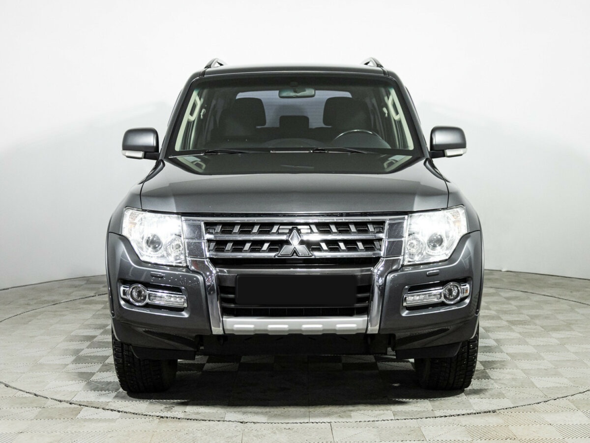 Купить Mitsubishi Pajero IV Рестайлинг 2, 2015, 130 585 км, фото №2